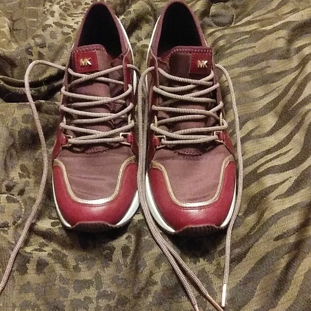 Michael Kors burgundy liv trainers size 9